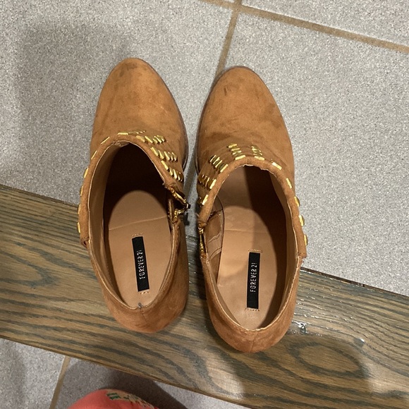 Forever 21 booties - Picture 4 of 4